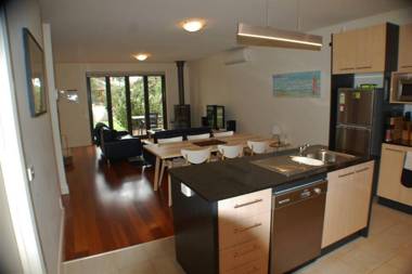 Surfside 2 Sandy Point