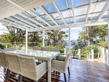 Majestic on Palm Beach Full House 4pm Check Out Sundays