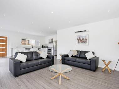 Scribbly Gum I Pet Friendly I 15 Mins Drive to Hyams Beach