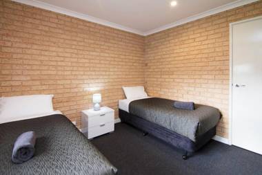 Cervantes Pinnacles Motel