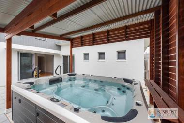 Pearls on Sapphire Beach