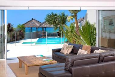 Sapphire Sands Beach House