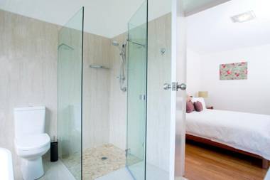 Lilypad Luxury Cabins