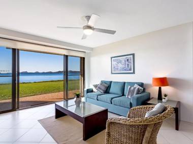 Soldiers Point Road Harbourside Unit 02 07