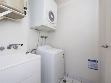 5 'Casuarina's ' 33 Soldiers Point Road - superb waterfront unit