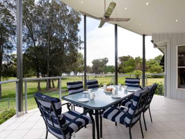 The Sundowner 40 Cromarty Road