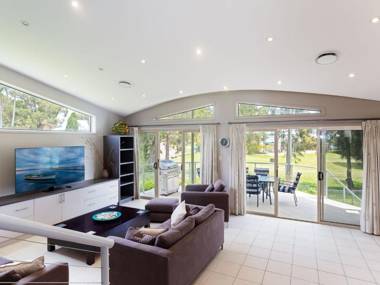 The Sundowner 40 Cromarty Road