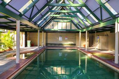 Blackbutt Deluxe Family Townhouse 100