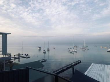 The Boat House Absolute Waterfront and Jetty