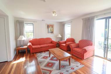 Currawong Deluxe Townhouse 439