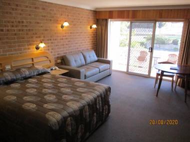 The Hermitage Motel - Campbelltown