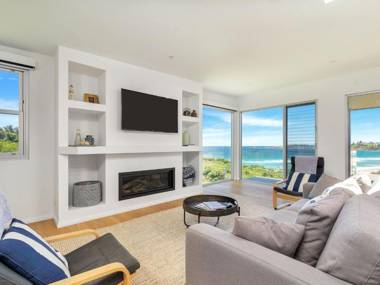 SEASCAPE Bombo 4pm check out Sundays