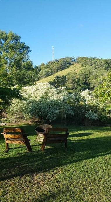 Amamoor Homestead Bed & Breakfast and Country Cottages