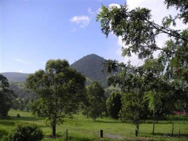 Noosa Avalon Farm Cottages