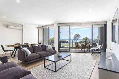 Blairgowrie Apartment 1 - on the beach
