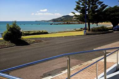 Penguin Beachfront Apartments