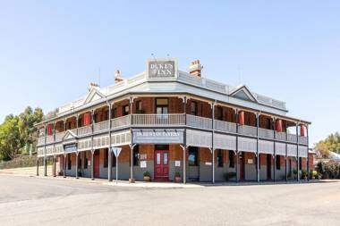 Duke's Inn