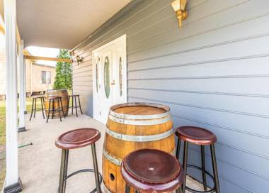 Madigan Wine Country Cottages