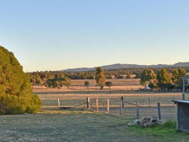 Clydesdale Cottage on Talga with real Clydesdale Horses
