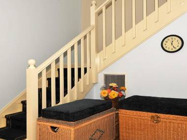 Plum Tree Cottage - warm cosy & walk to town