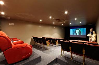 Lawson Lodge Country Estate