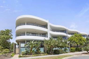 COTTON BEACH NORTHERN ROOFTOP 50