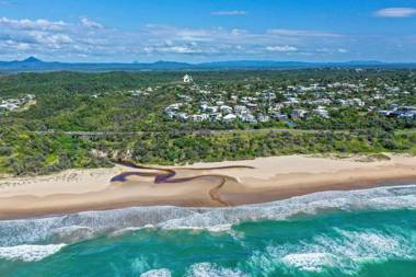 Expansive Ocean Views Sunrise Beach