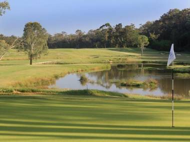 Riverside Oaks Golf Resort