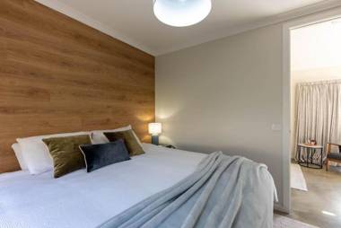 Pine Beach Guest House in the Heart of Balnarring