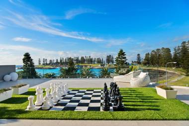 Belle Vue- Penthouse at Black Beach