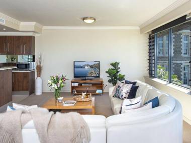 Apartment 602 at Sebel Kiama - STAY 3 nights PAY the 3rd night fifty percent OR Lazy Sunday late checkout