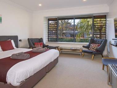Shoreline 501 at Sebel Kiama - STAY 3 PAY 2 OR Lazy Sunday late checkout