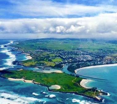 The Waterfront Apartment