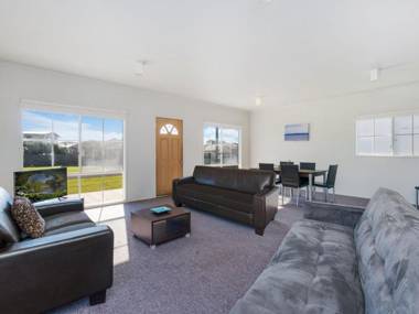 Julieanne - South beach home made for families