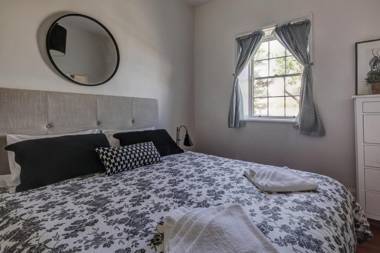 Prue's Cottage - well appointed family getaway