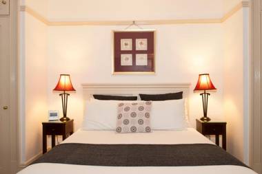 Cobb & Co Court Boutique Hotel