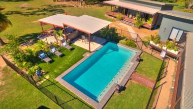 Agnes Water Stays over18's