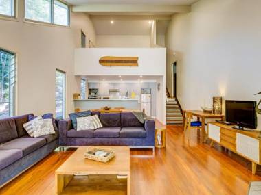 Boathouse 1 4pm Check Out Sundays