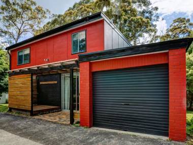 Bush Baby at Blenheim Beach 4pm Check Out Sundays