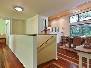 Hyams Retreat 4pm Check Out Sundays