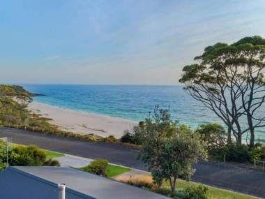 Chinamans at Hyams Beach 4pm Check Out Sundays