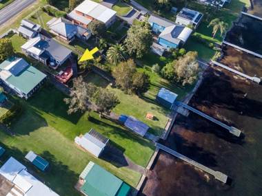 On Golden Ponds at Erowal Bay 4pm Check Out Sundays