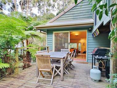 Sea Mist at Hyams Beach 4pm Check Out Sundays