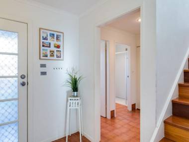 Seascape Cottage at Hyams 4pm Check Out Sundays