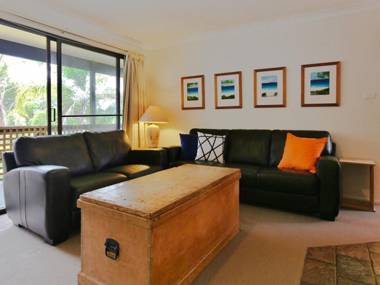 Take Time at Hyams Beach 4pm Check Out Sundays