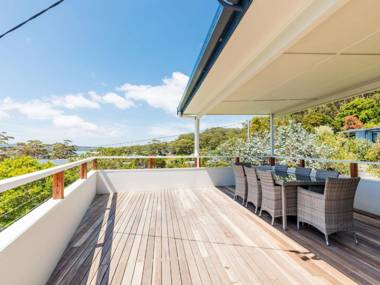 Unwind at Hyams Beach 4pm Check Out Sundays