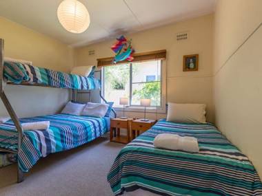 Unwind at Hyams Beach 4pm Check Out Sundays