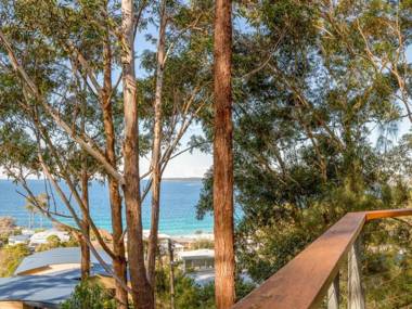 Aqua Pure at Hyams Beach 4pm Check Out Sundays