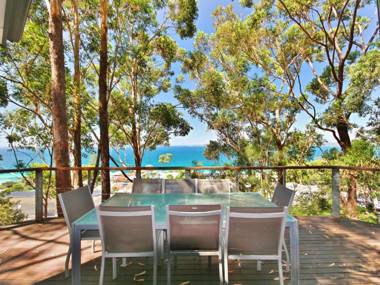 Aqua Pure at Hyams Beach 4pm Check Out Sundays