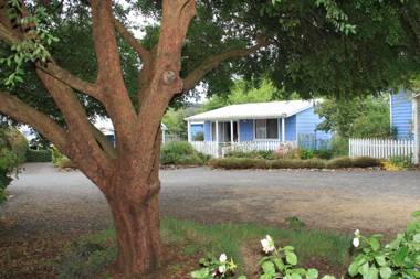 Boat Harbour Garden Cottages